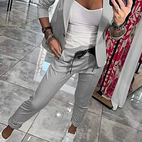 Adrianna - Elegancki zestaw