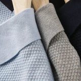 Jonas | Marineblauwe polo met open kraag