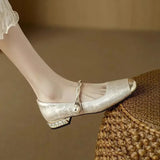 Dominika - Klasyczne buty na obcasie w eleganckim wydaniu