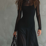 Nina - Czarna maxi sukienka z tiulu o luźnym kroju