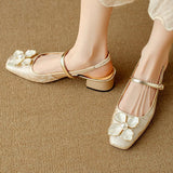 Salomea - Eleganckie damskie buty z kwiatowym detalem