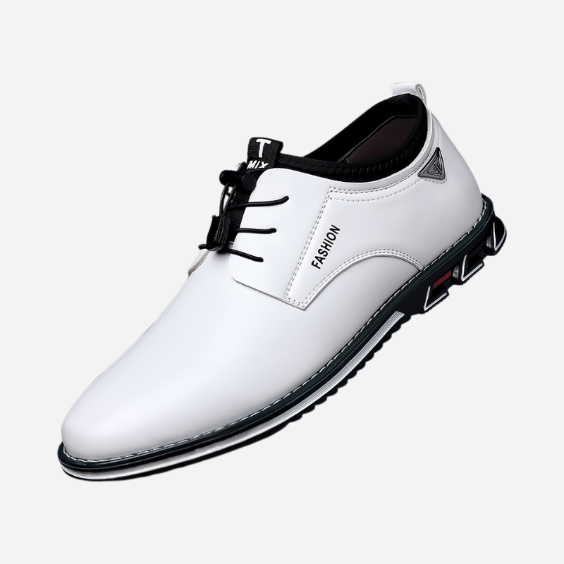 Karst | Zwarte derbyschoenen met glanzende afwerking